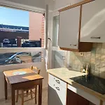 Apartment Spacieux Cosy En Hypercentre Proximite Cathedrale, Coliseum *