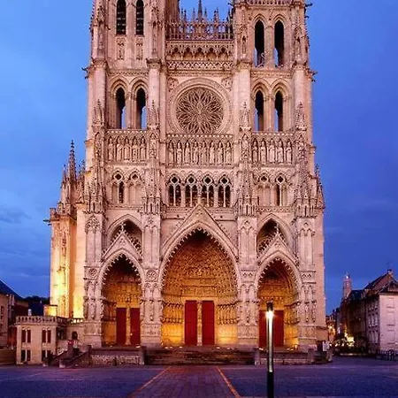 Spacieux Hyper Centre Proximite Immediate Cathedrale, Musee De Picardie, Coliseum Apartment Amiens